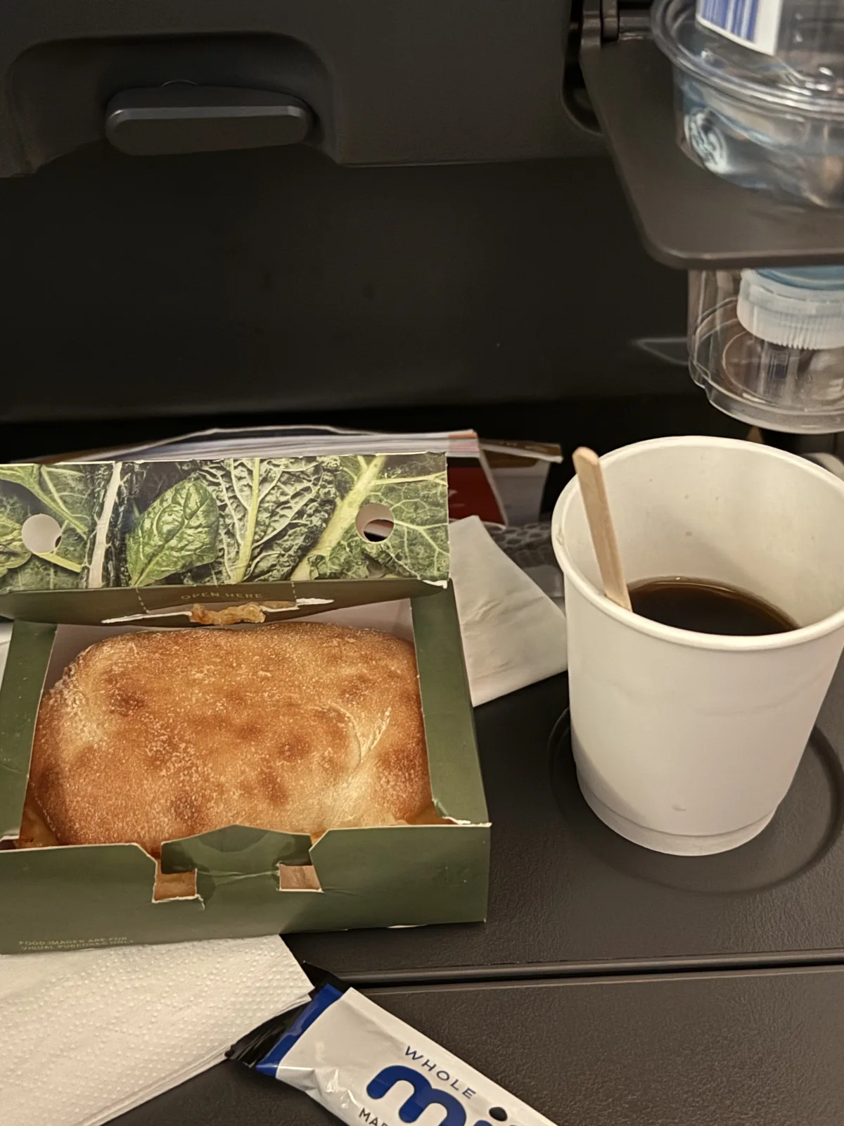 Singapore Airlines pre-landing hot snack served with coffee