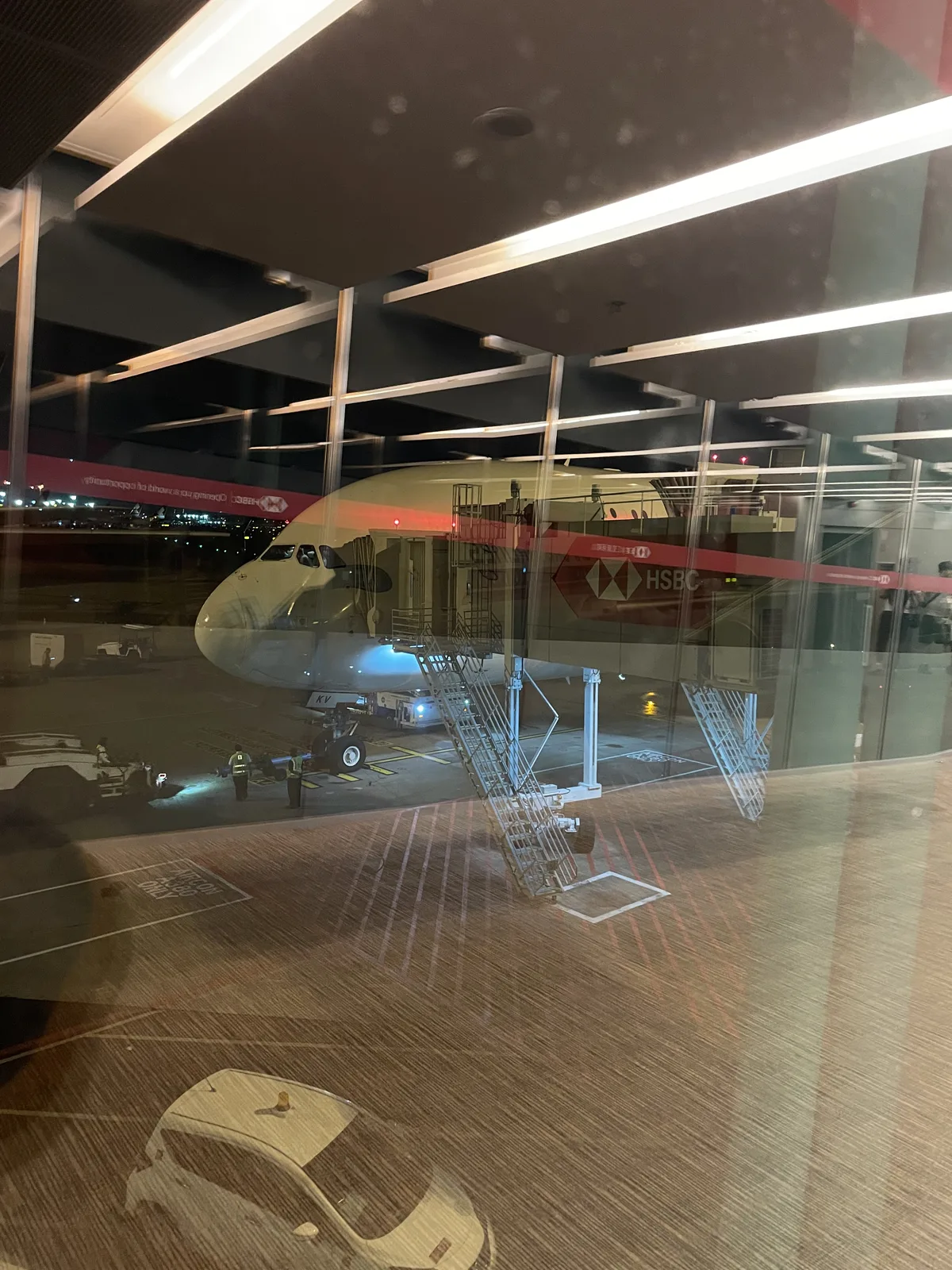 Singapore Airlines A380 interior staircase between decks