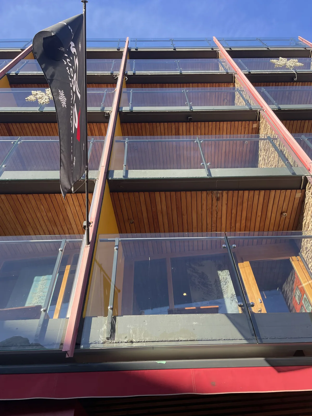 아이거 셀프니스 호텔 외관