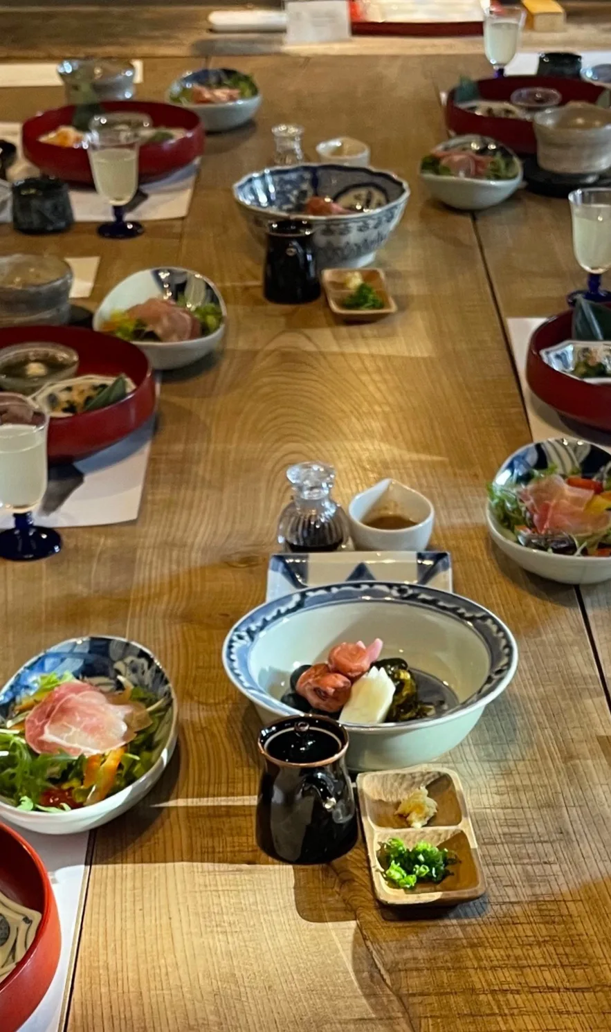 Ikkouten kaiseki breakfast setup with multiple traditional Japanese dishes