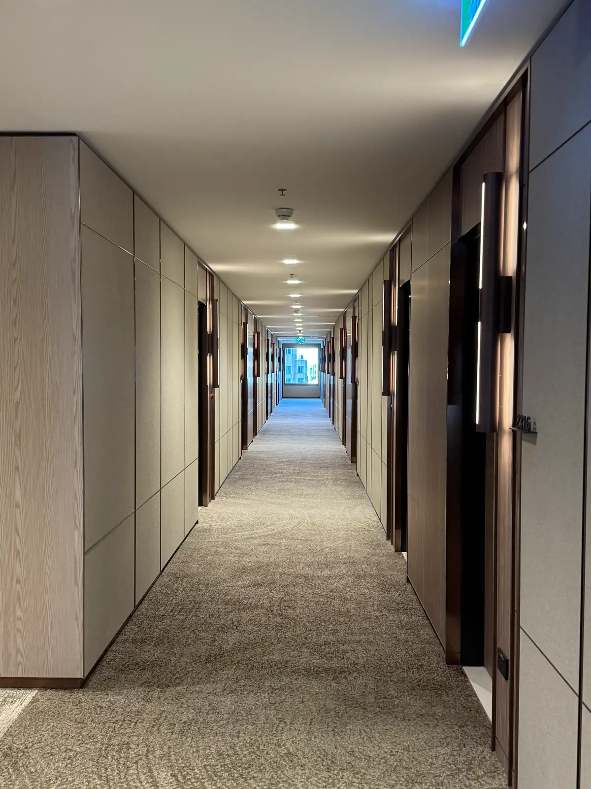Hilton Sydney front desk check-in counter