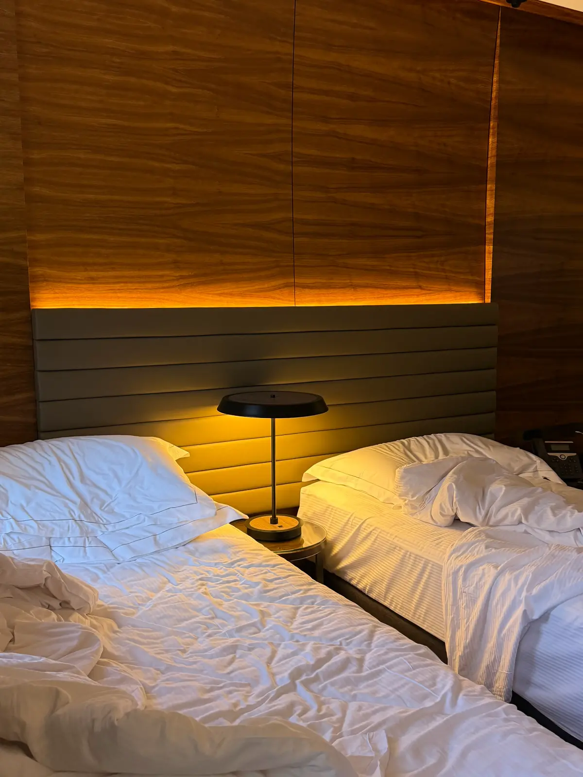 Hilton Sydney twin beds with premium white bedding