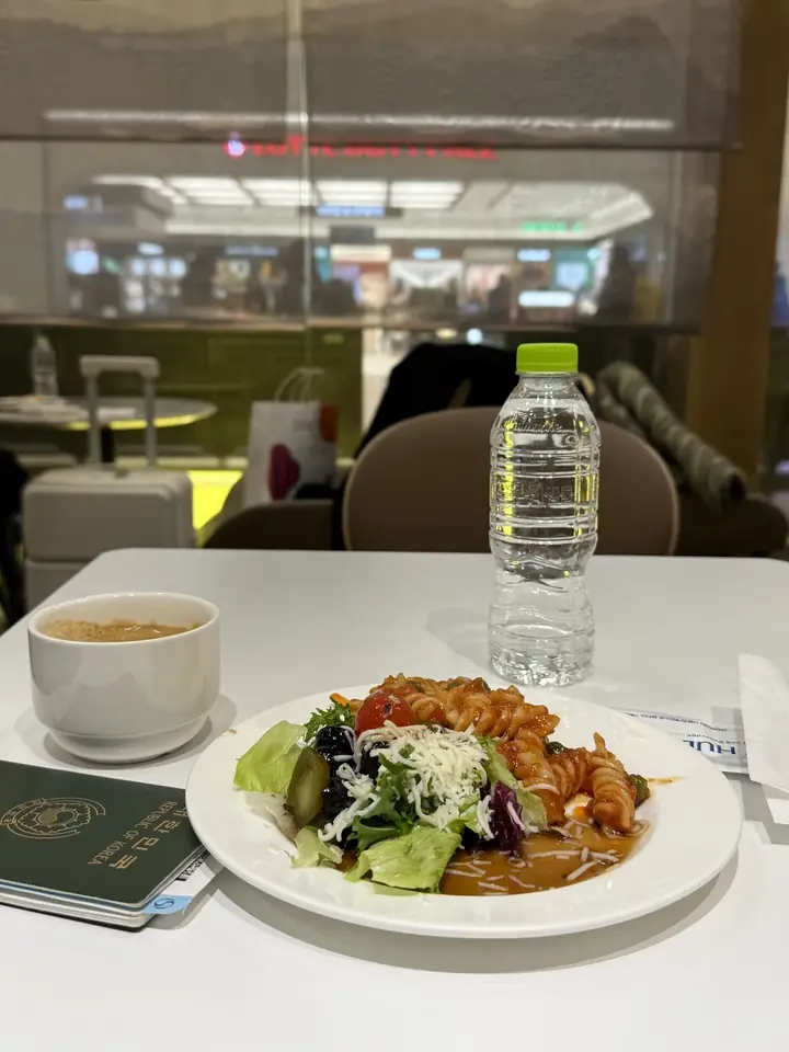 [라운지]김포국제공항 스카이허브 라운지 위치, 메뉴, 무료 입장 방법 정리