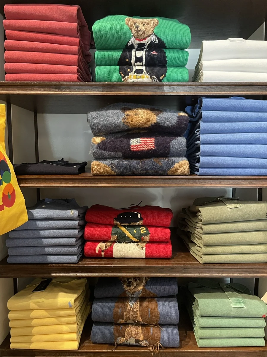 클래식한 대저택 외관을 자랑하는 랄프로렌(Ralph Lauren) 플래그십 스토어